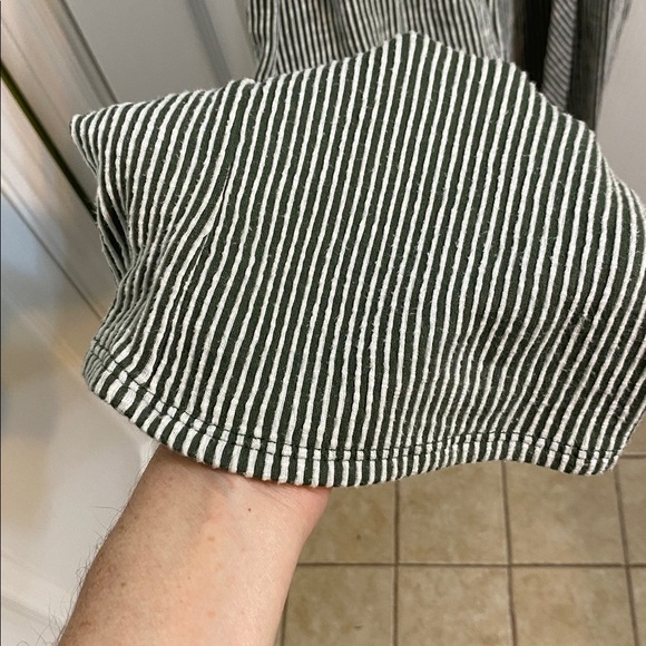 Caution To The Wind Jumpsuit Women Large Grey Stripe Sleeveless Romper Tie Front - Picture 6 of 7